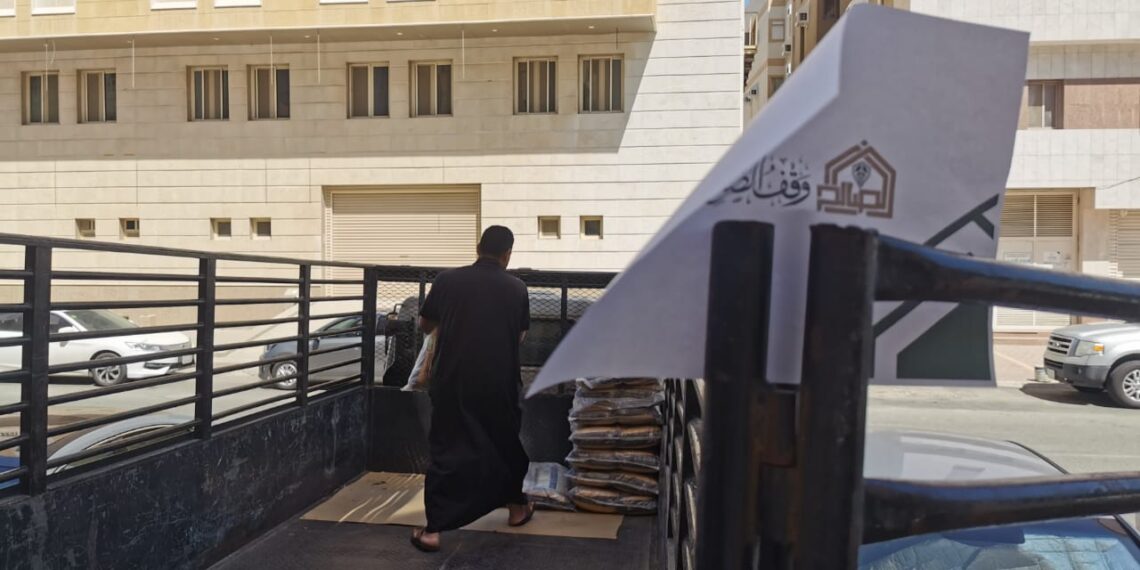 مشروع افطار 100 صائم يومياً بمكة على مدار الشهر